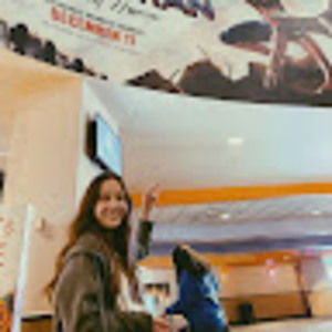 Meet your Posher, Karis